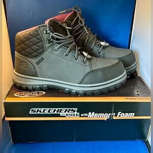 NEW WOMENS WORK BOOTS Sketchers